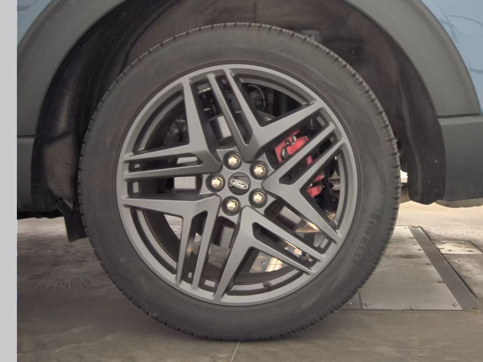 2025 Ford Explorer ST-Line AWD