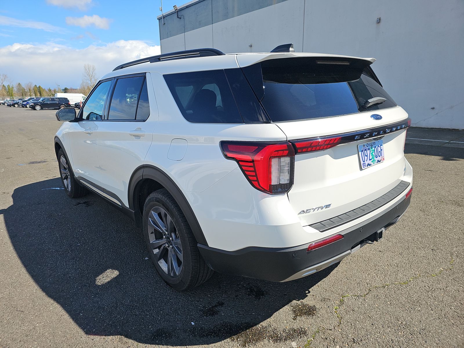 2025 Ford Explorer Active AWD
