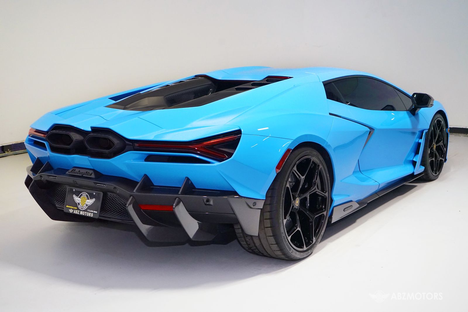 2025 Lamborghini Revuelto Base AWD