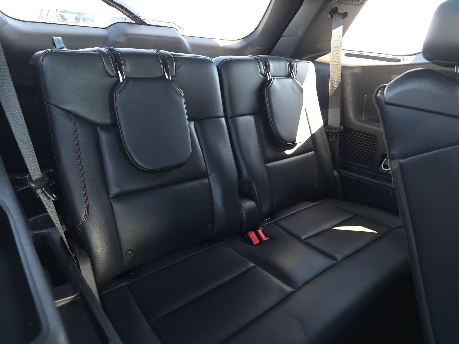 2025 Ford Explorer ST-Line AWD