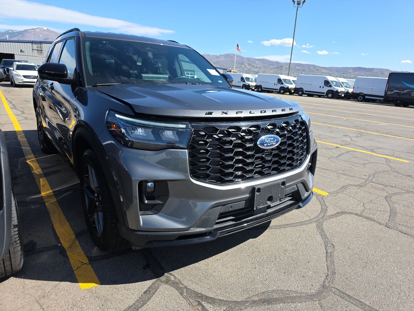 2025 Ford Explorer ST-Line AWD