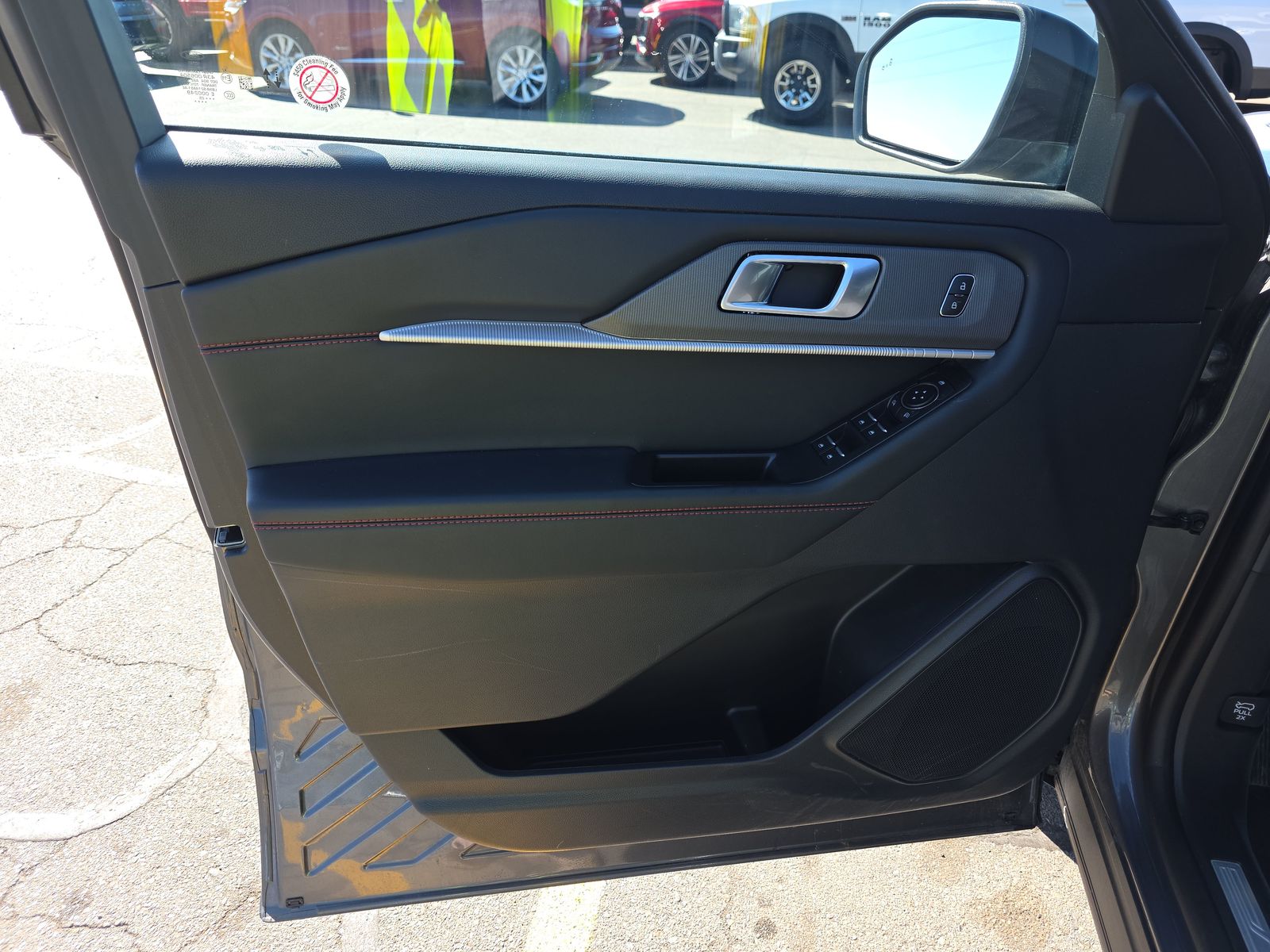 2025 Ford Explorer ST-Line AWD