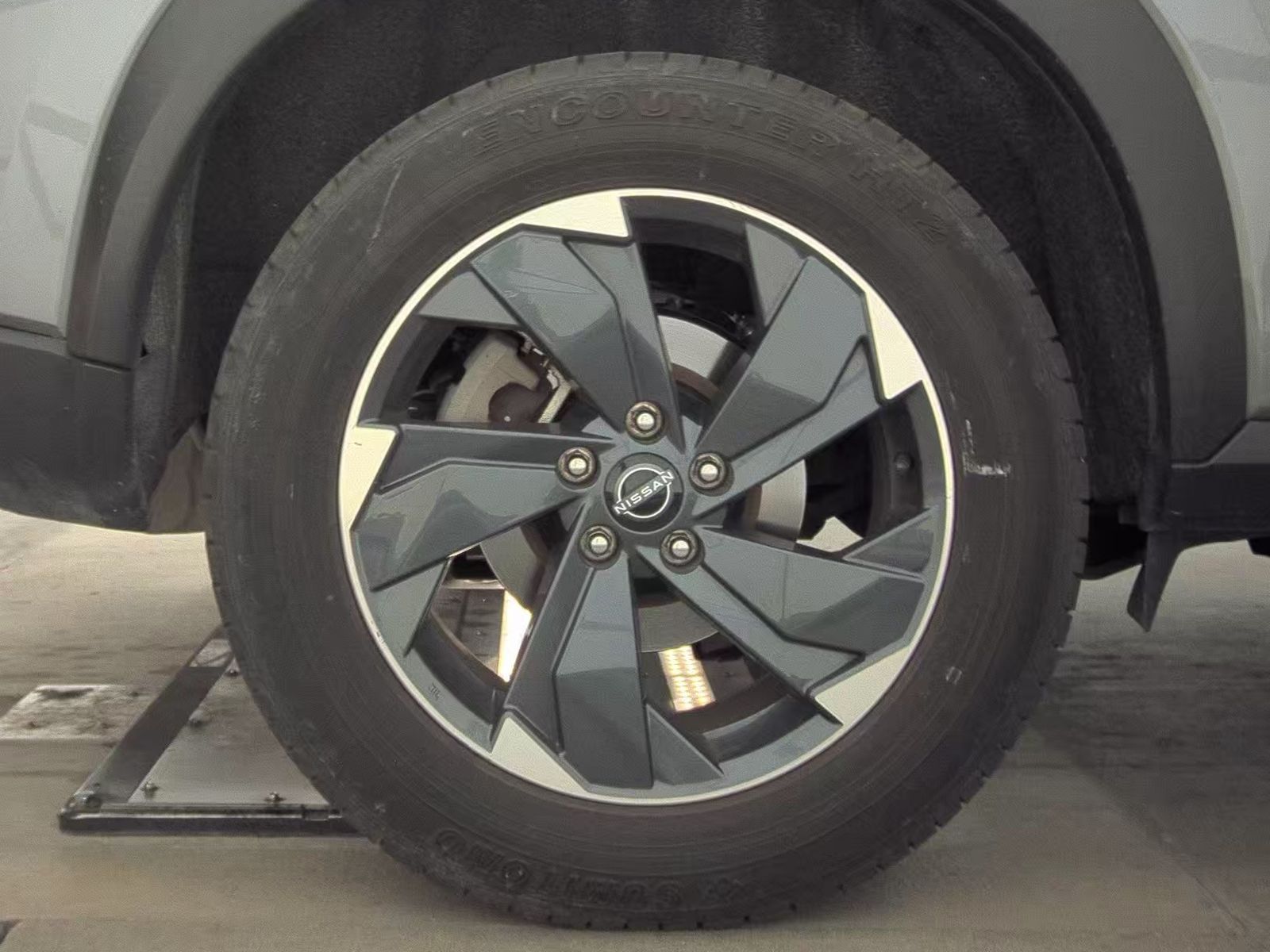 2024 Nissan Rogue SV FWD