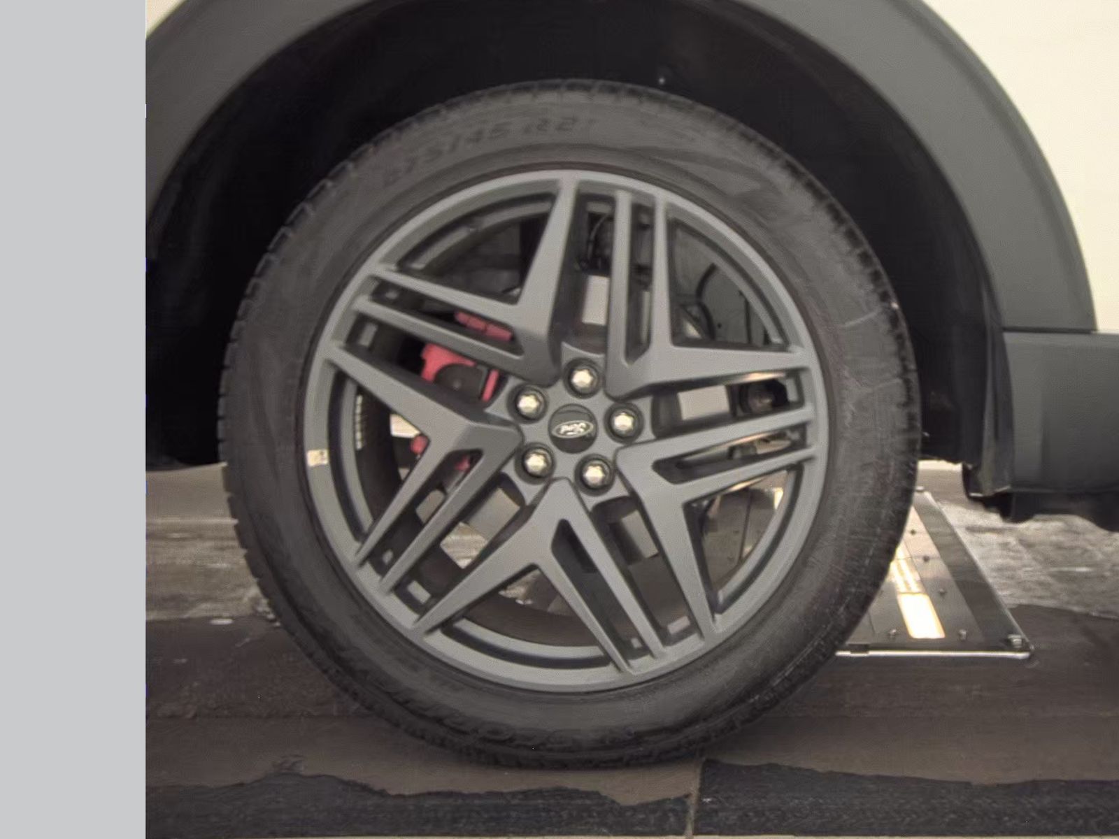 2025 Ford Explorer ST-Line AWD