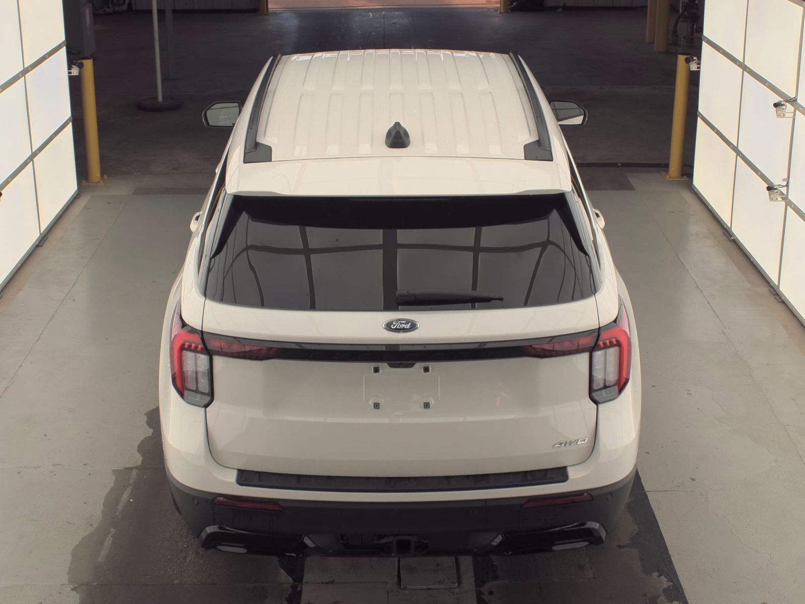 2025 Ford Explorer ST-Line AWD