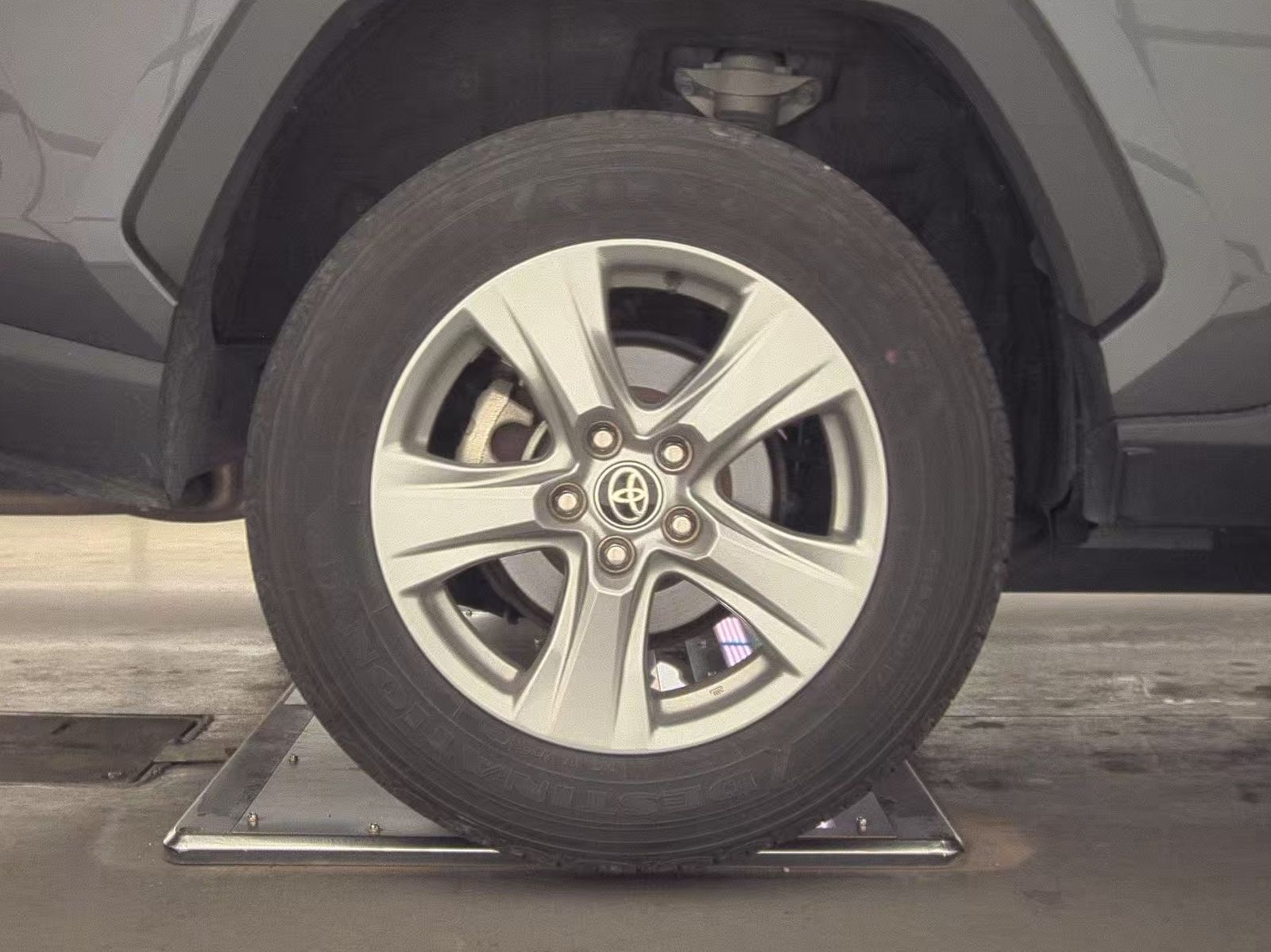 2024 Toyota RAV4 XLE AWD