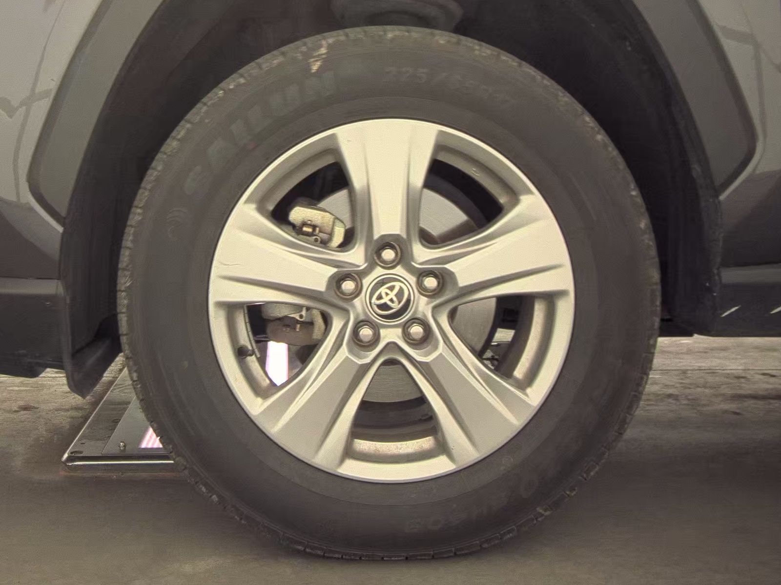 2024 Toyota RAV4 XLE AWD