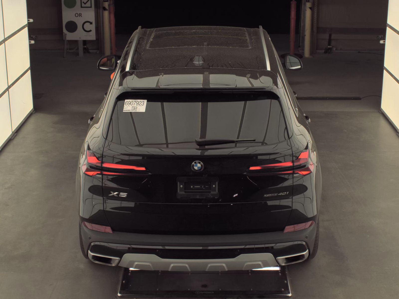 2026 BMW X5 sDrive40i RWD