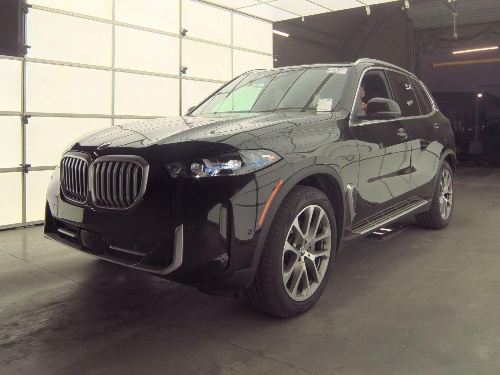 2026 BMW X5 sDrive40i RWD