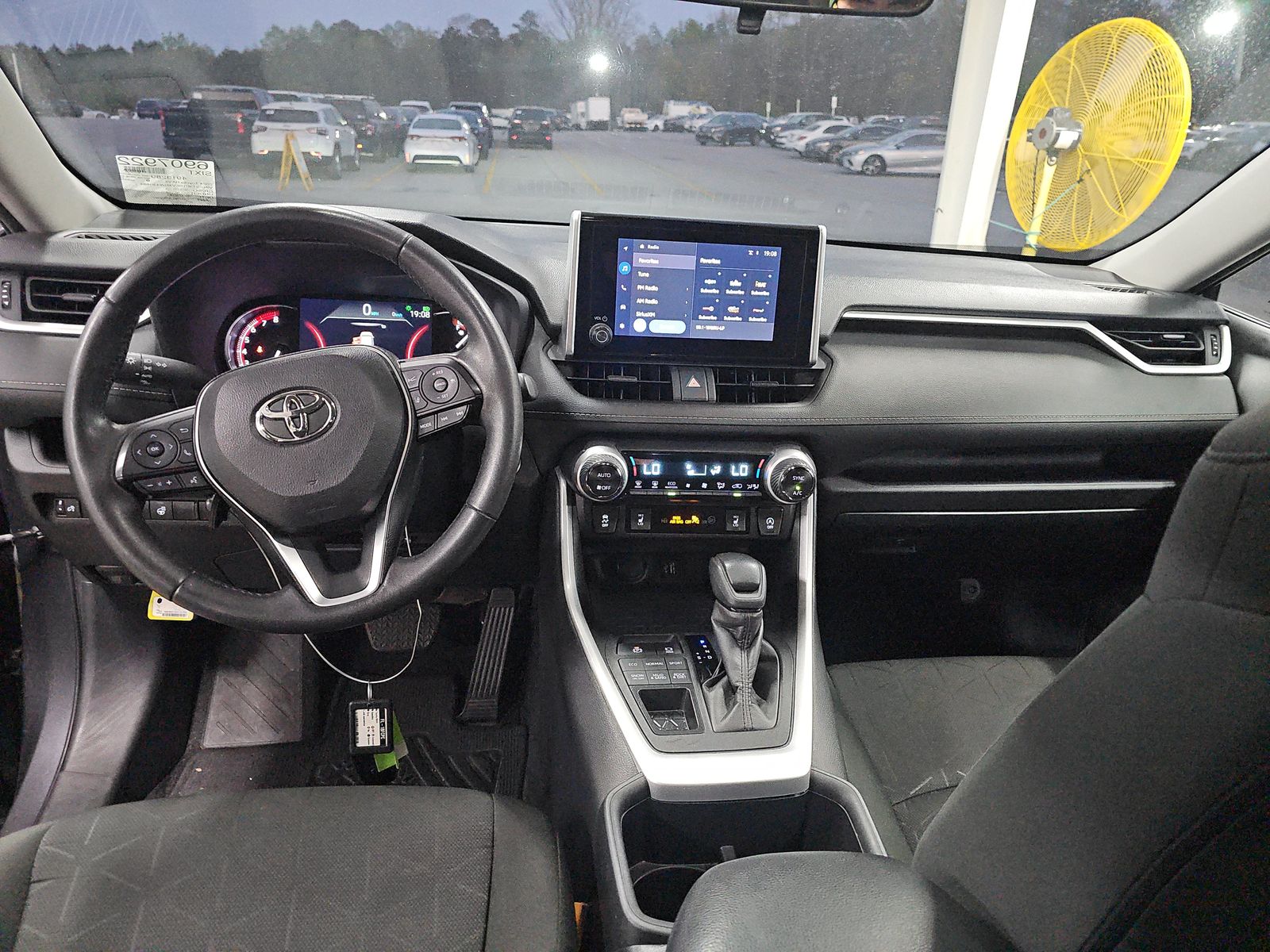 2024 Toyota RAV4 XLE AWD