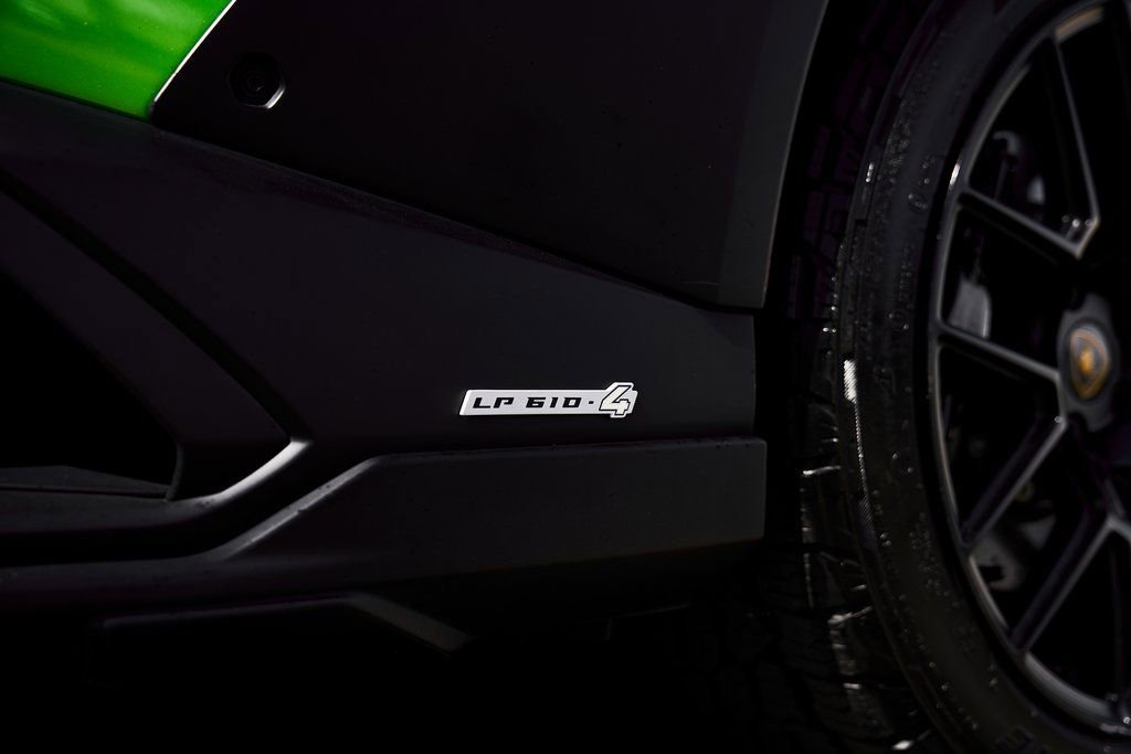 2024 Lamborghini Huracan Sterrato AWD