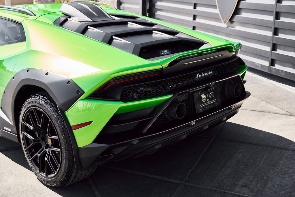 2024 Lamborghini Huracan Sterrato AWD