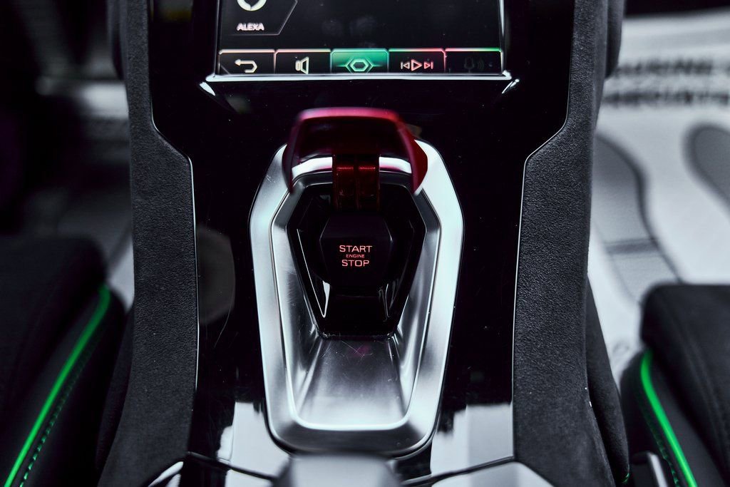 2024 Lamborghini Huracan Sterrato AWD