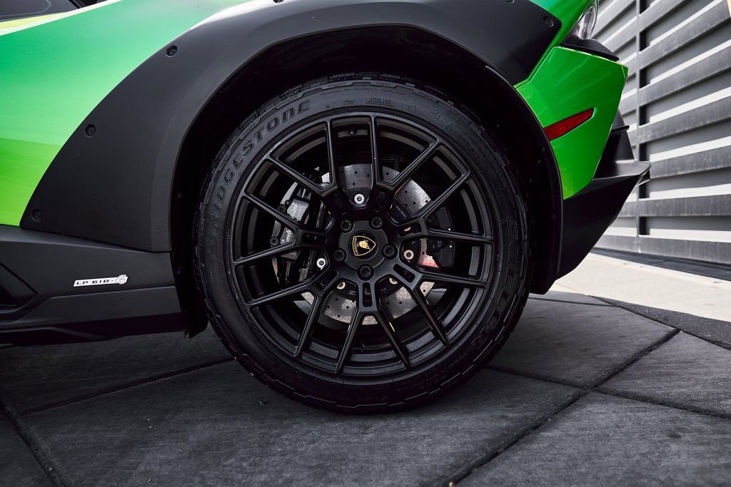 2024 Lamborghini Huracan Sterrato AWD