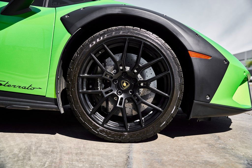 2024 Lamborghini Huracan Sterrato AWD