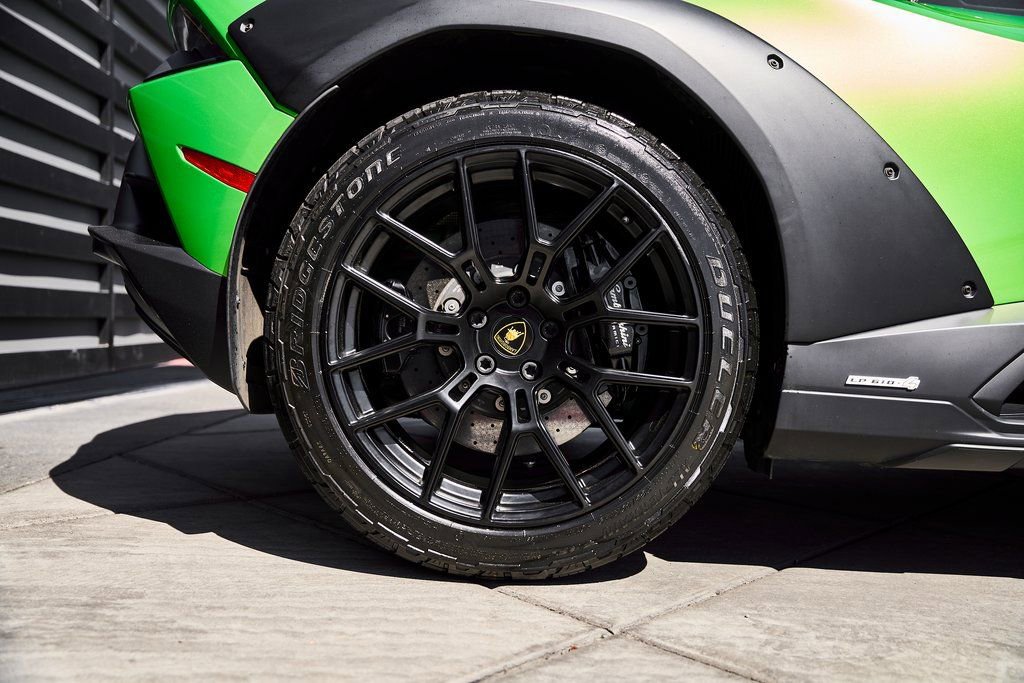 2024 Lamborghini Huracan Sterrato AWD