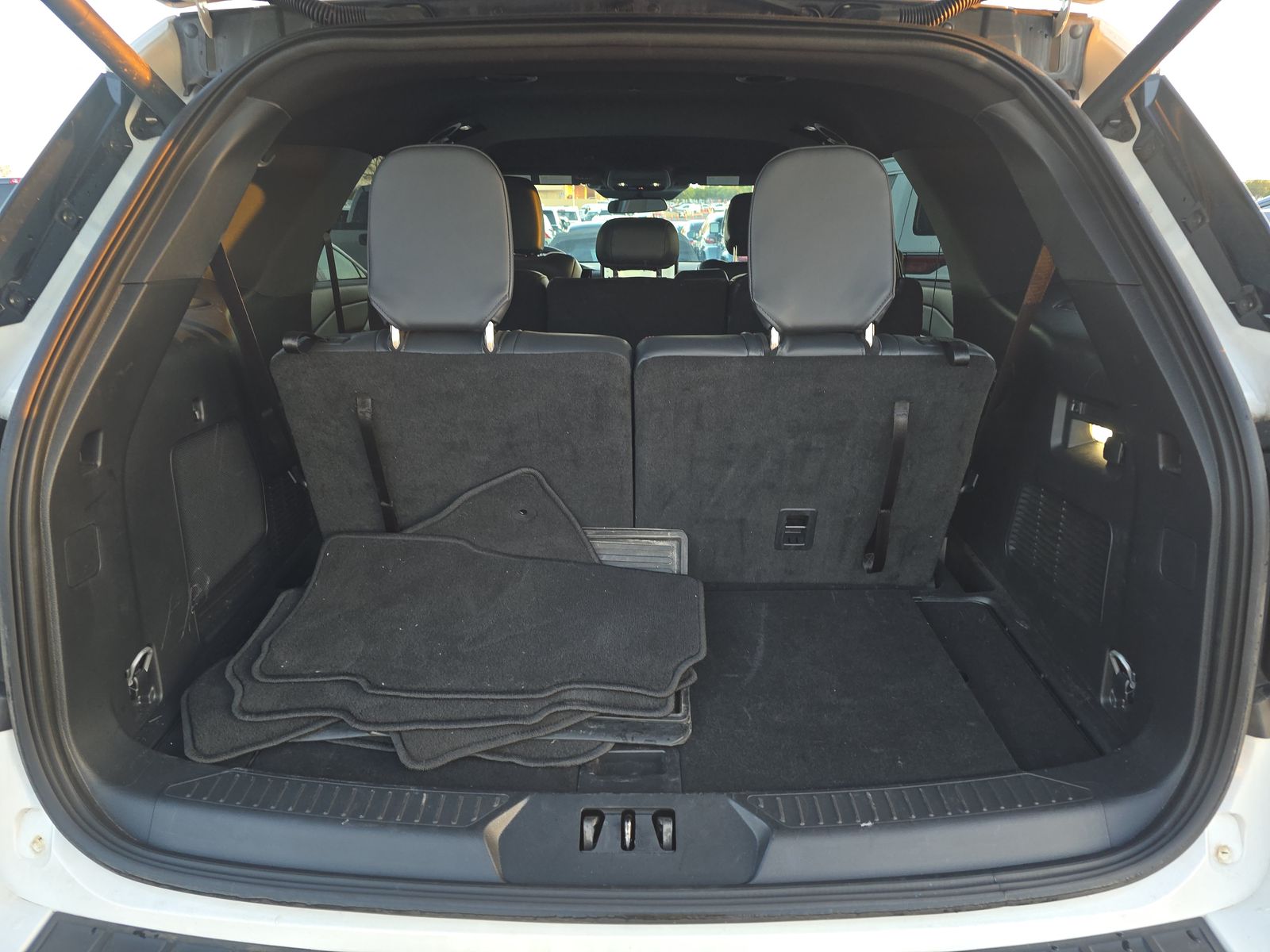 2025 Ford Explorer ST-Line AWD