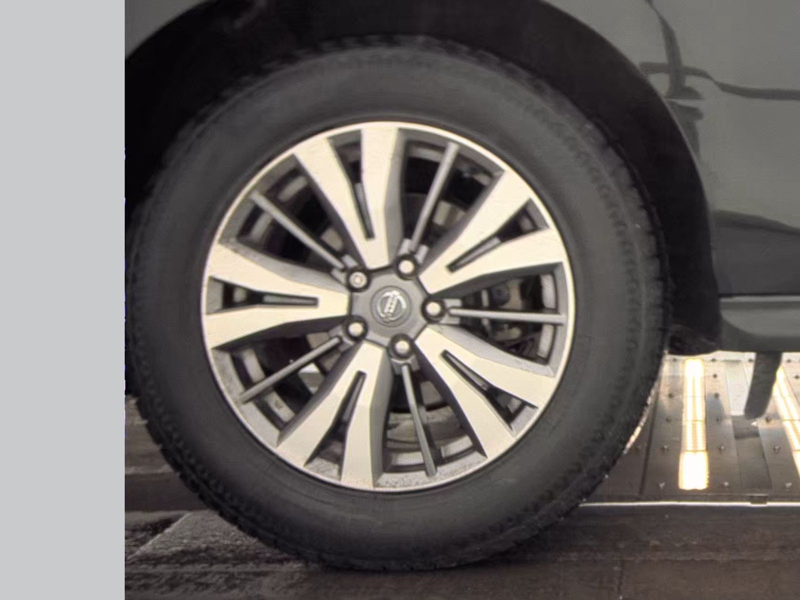 2020 Nissan Pathfinder S FWD
