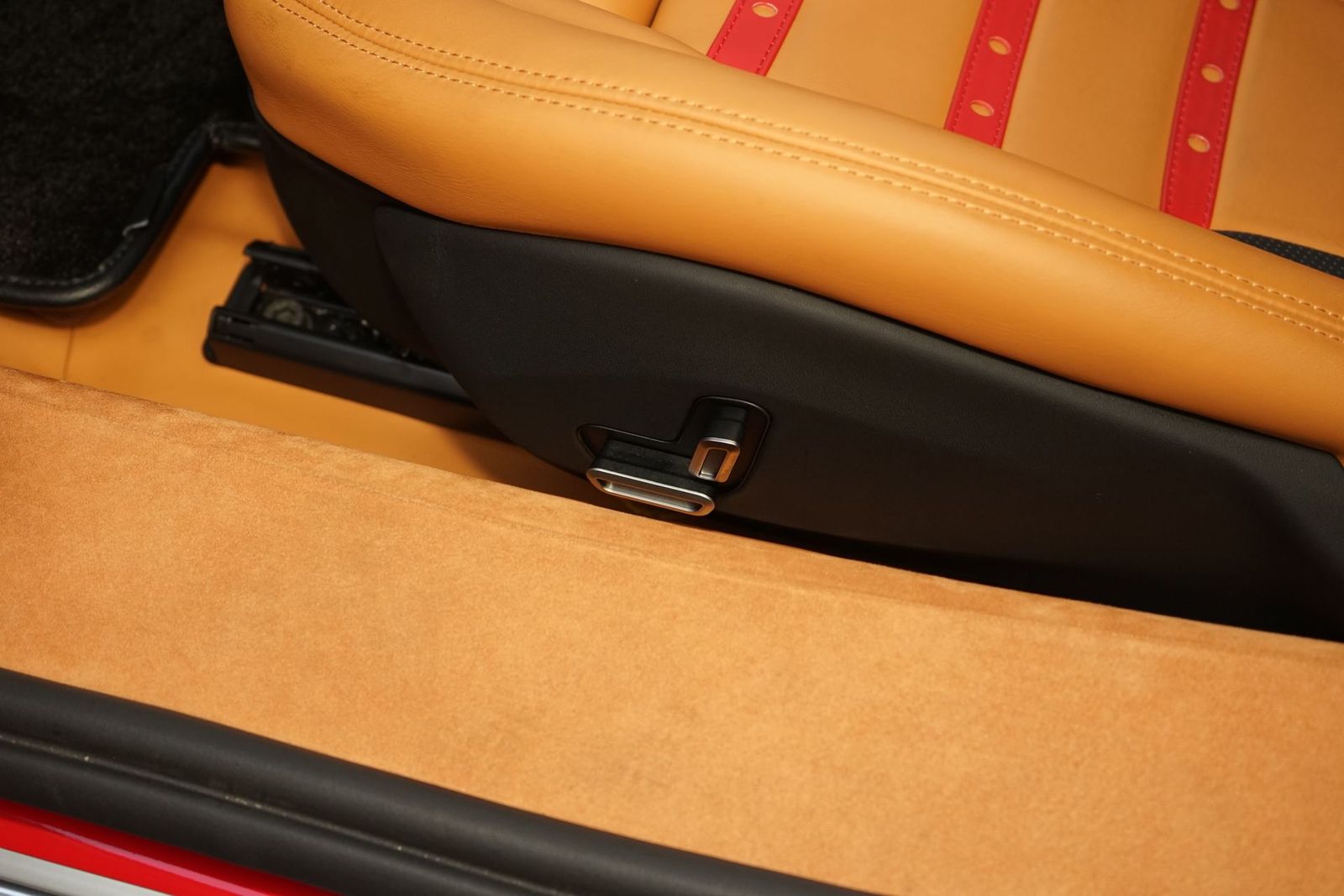 2023 Ferrari 296 GTB Base RWD