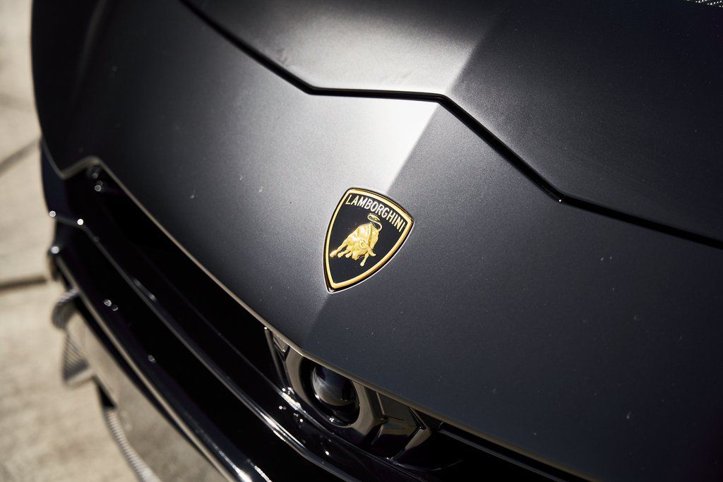 2024 Lamborghini Urus Performante AWD