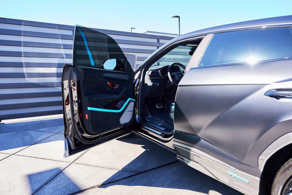 2024 Lamborghini Urus Performante AWD