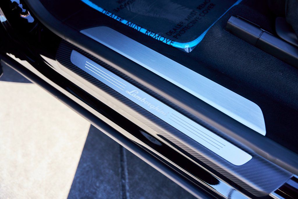 2024 Lamborghini Urus Performante AWD