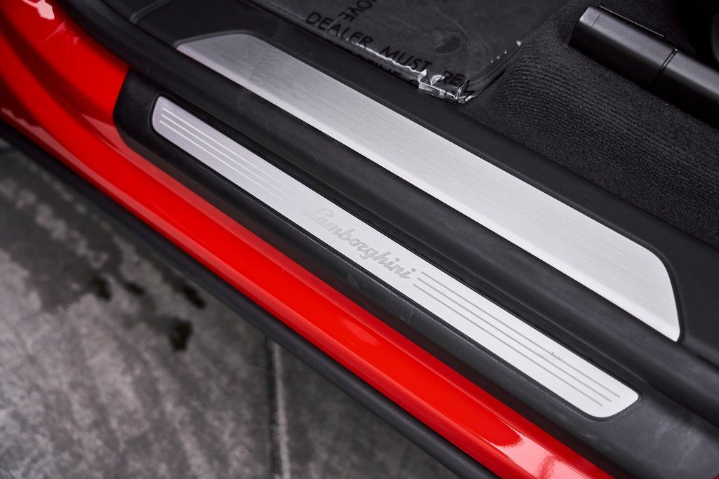 2021 Lamborghini Urus Base AWD