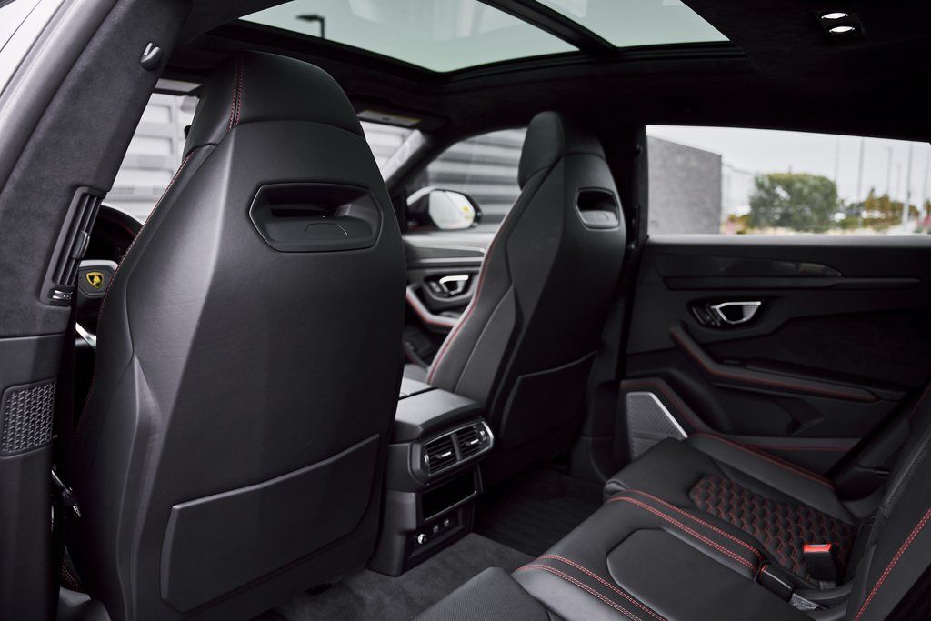 2021 Lamborghini Urus Base AWD