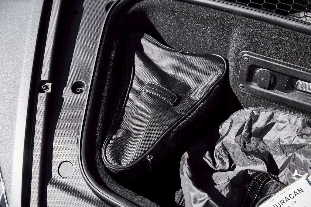 2024 Lamborghini Huracan EVO AWD