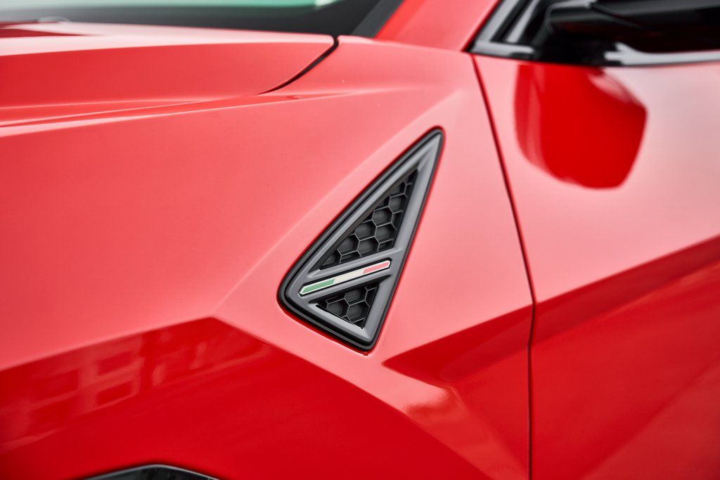 2021 Lamborghini Urus Base AWD