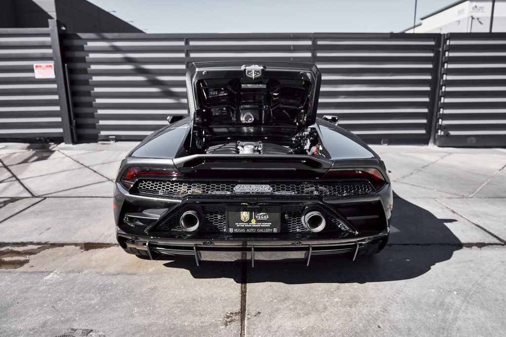 2024 Lamborghini Huracan EVO AWD