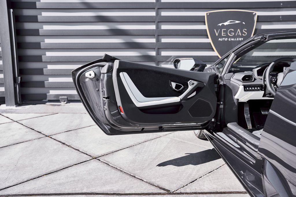 2024 Lamborghini Huracan EVO AWD