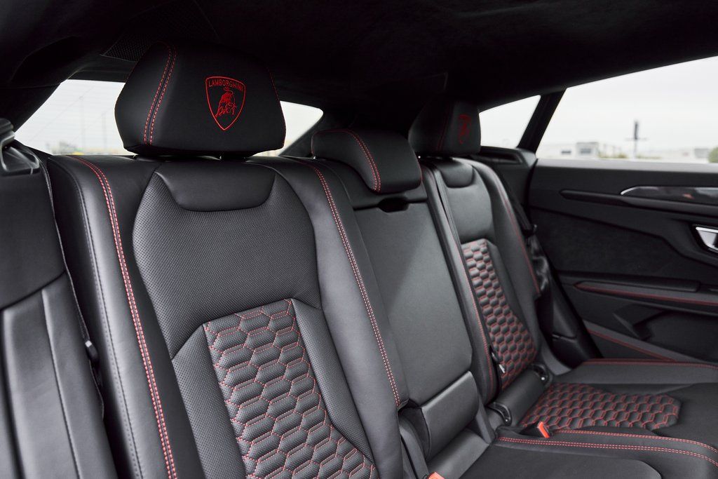 2021 Lamborghini Urus Base AWD