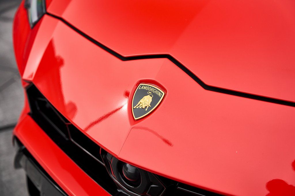 2021 Lamborghini Urus Base AWD