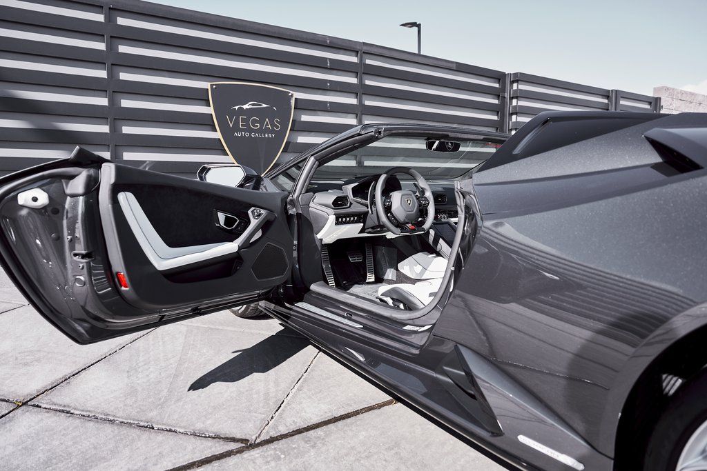 2024 Lamborghini Huracan EVO AWD