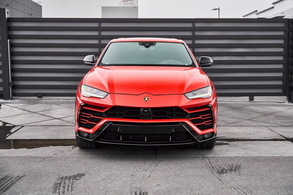 2021 Lamborghini Urus Base AWD