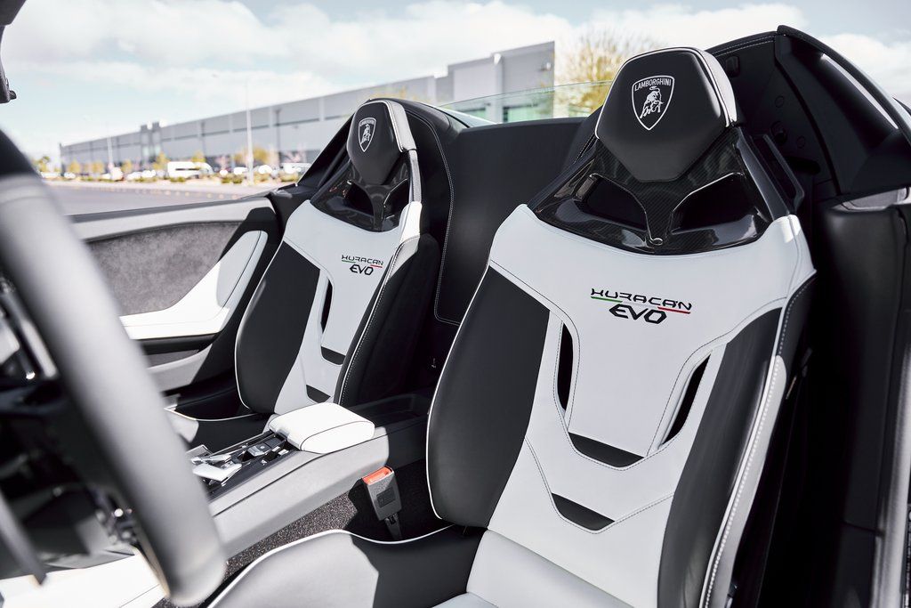 2024 Lamborghini Huracan EVO AWD