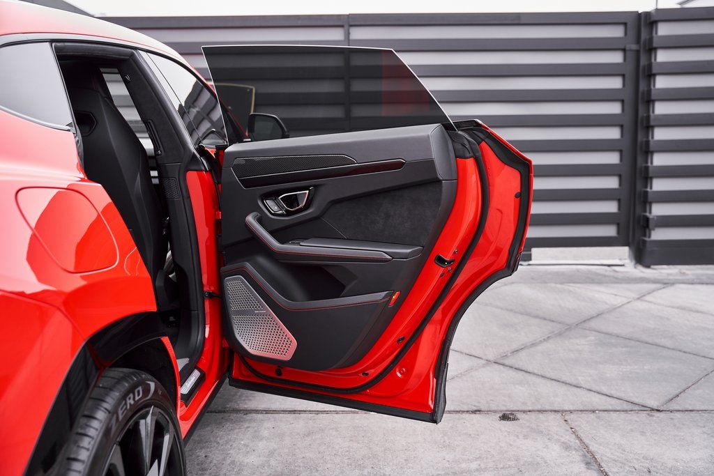 2021 Lamborghini Urus Base AWD