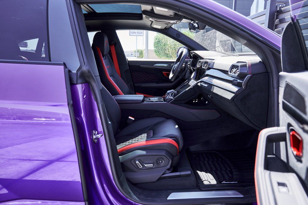 2024 Lamborghini Urus Performante AWD