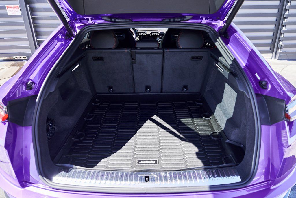 2024 Lamborghini Urus Performante AWD