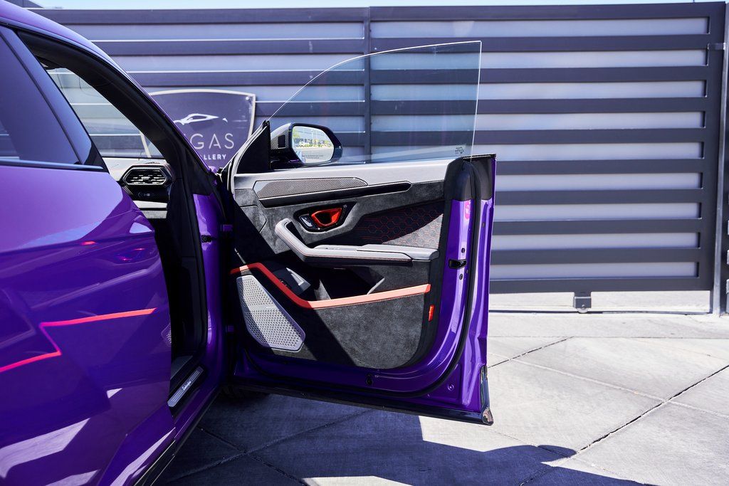 2024 Lamborghini Urus Performante AWD