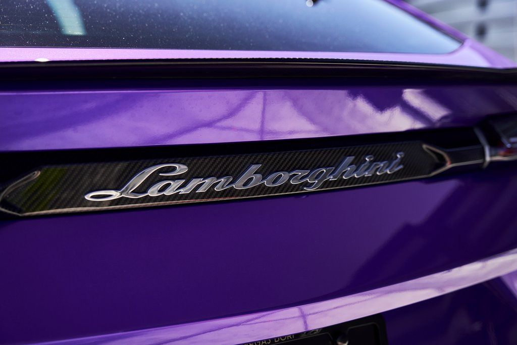 2024 Lamborghini Urus Performante AWD