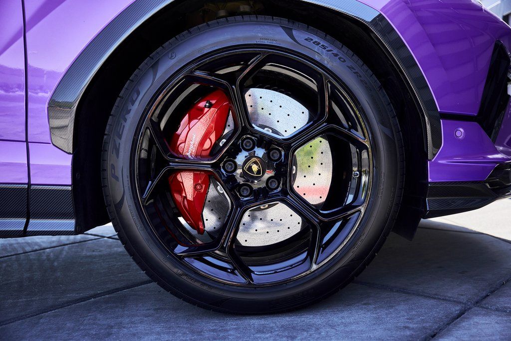 2024 Lamborghini Urus Performante AWD