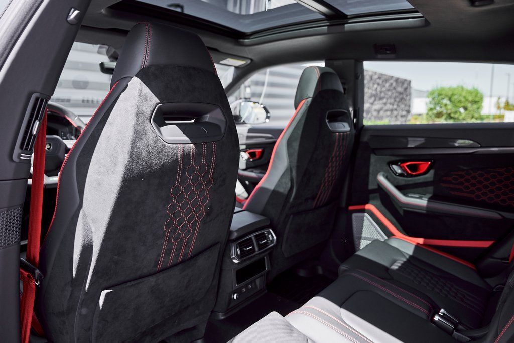 2024 Lamborghini Urus Performante AWD