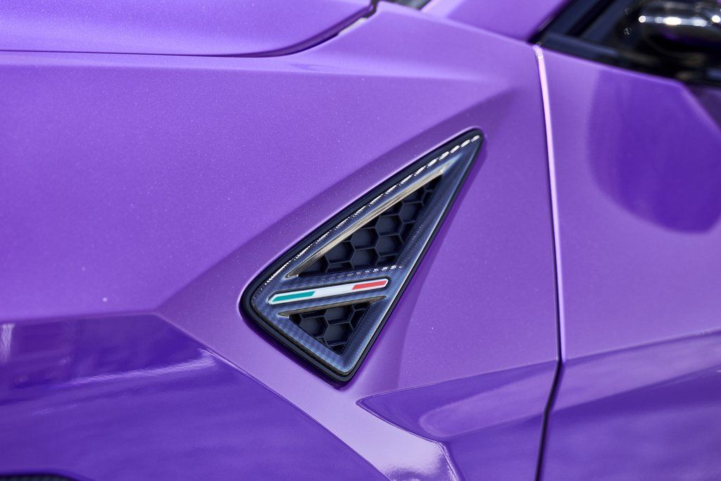 2024 Lamborghini Urus Performante AWD