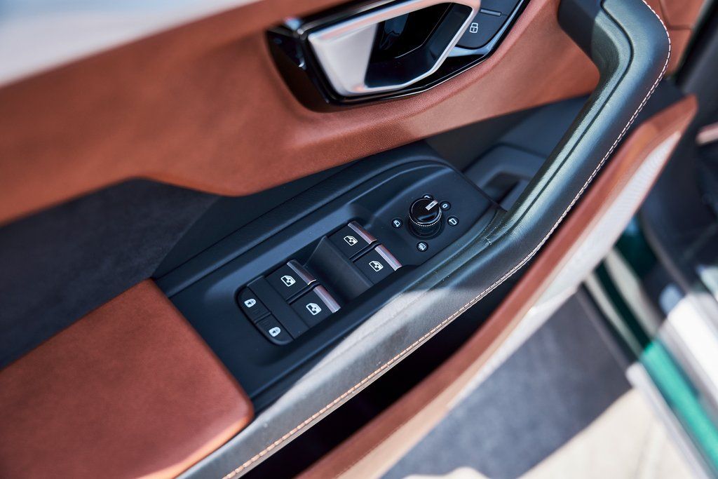 2023 Lamborghini Urus S AWD