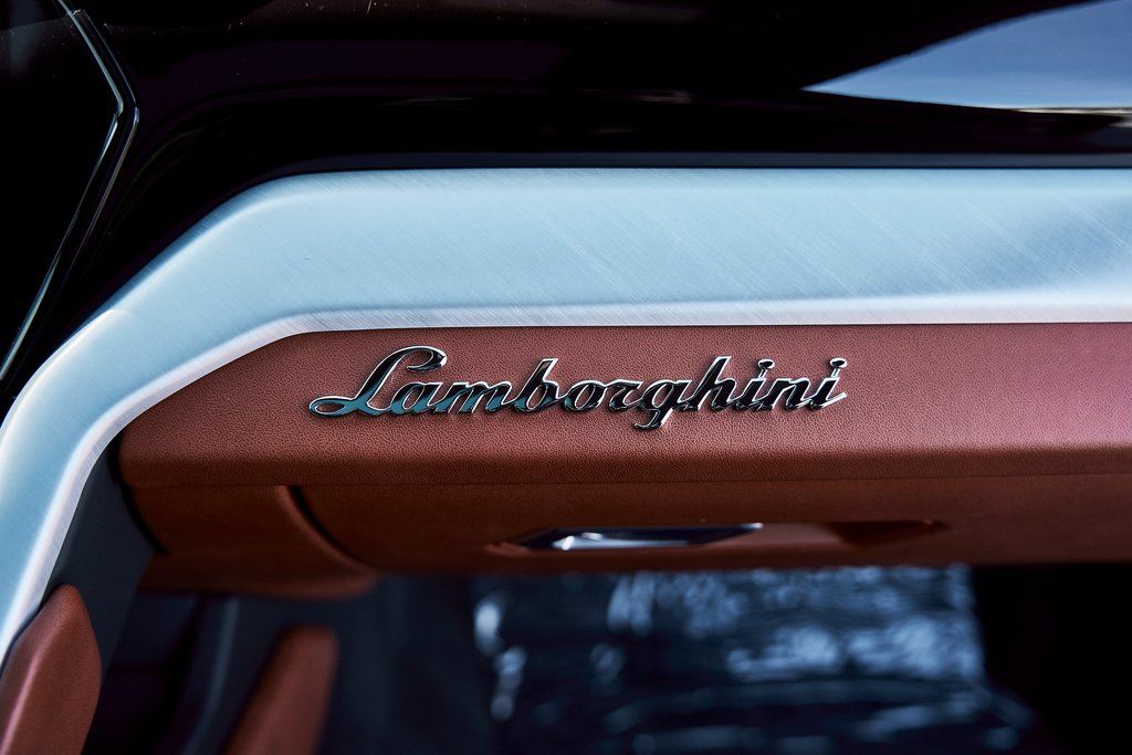 2023 Lamborghini Urus S AWD