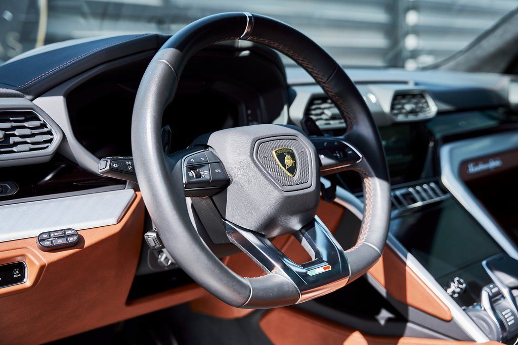 2023 Lamborghini Urus S AWD