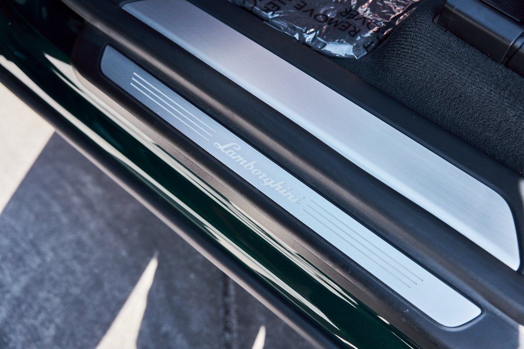 2023 Lamborghini Urus S AWD