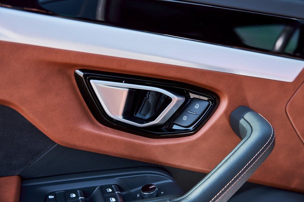 2023 Lamborghini Urus S AWD